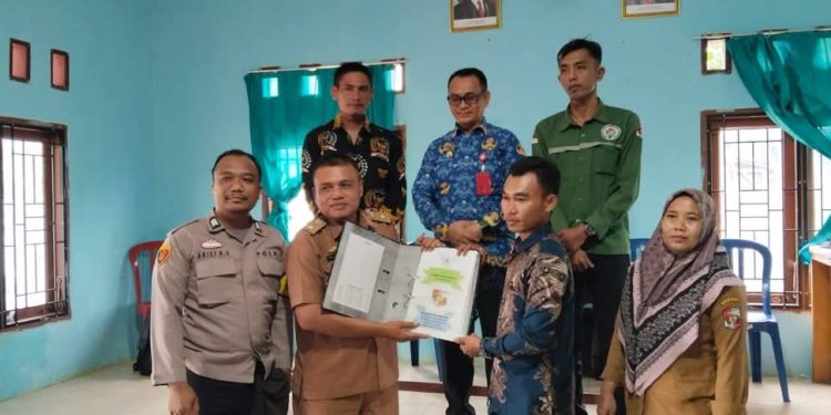 Camat Menghadiri Penyampaian Pertamgunjawaban BUMdes Desa Nelgasari