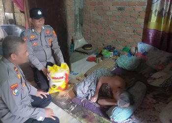 Polres Lampung Utara Kembali Berikan Bantuan Beras Kepada Masyarakat 