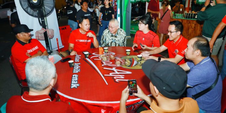 Wamendagri Bima Arya Apresiasi Persiapan Meriah Perayaan Cap Go Meh di Singkawang