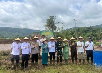 Kapolres Lampung Utara Hadiri Upacara Pembukaan TMMD ke-123 Kodim 0412/LU