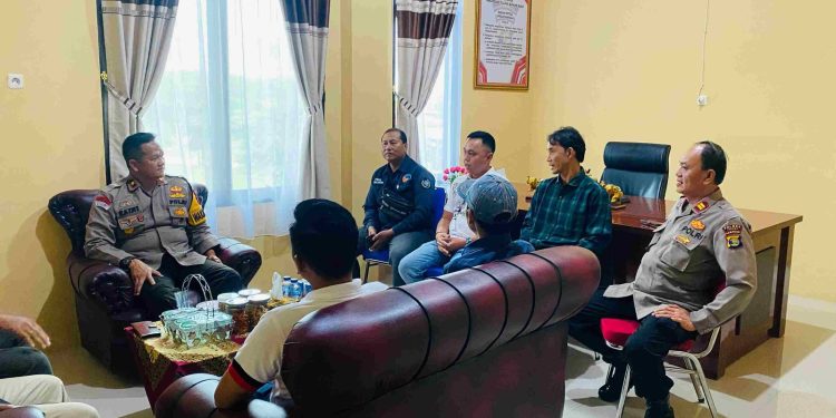 Wakapolres Tubaba Terima Audiensi Organisasi Komite Wartawan Indonesia Perjuangan (KWIP)
