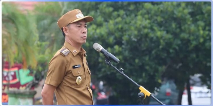 Wabup Bupati Lampura,Pimpin Apel Pagi