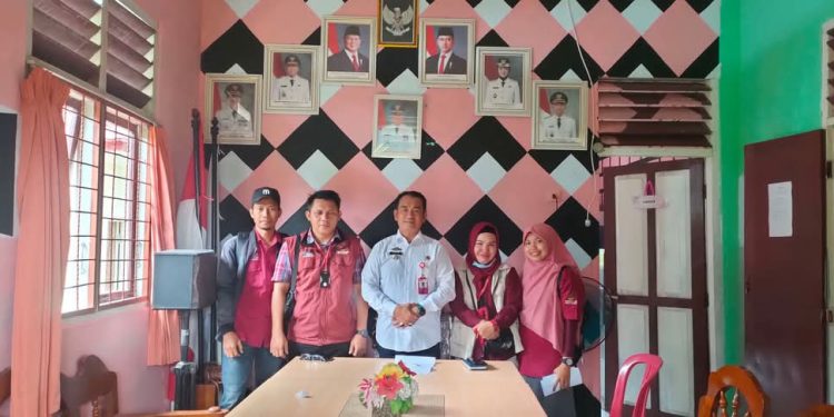 Camat Abung Tengah Terima Kunjungan Petugas PKH