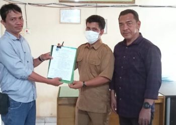 Ady Lubis Terima SK Sebagai Ketua DPC KWIP Marangin