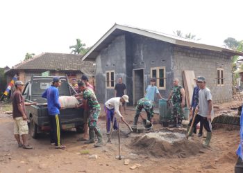 Satgas TMMD Lakukan Penurunan Sak Semen Percepatan Pembangunan RTLH