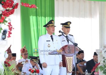 Bupati Dedi Irawan Menjadi Inspektur Upacara HUT Ke-12 Kab. Pesibar