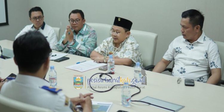 Wabup Pesibar Bahas Soal Pelabuhan Stabas dengan Kemenhub RI