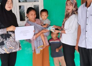 Peratin Pekon Kota Karang Pesisir Utara Salurkan BLT-DD Tahap 1