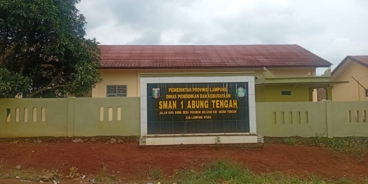 Ketua BPD Desa Subik “Kangkangi” UU dan PP Soal Rangkap Jabatan