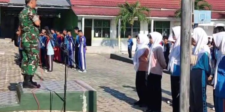 Koramil dan Puskesmas 2  Bekali MPLS Siswa Baru SMAN 4 Kedisiplinan dan Kesehatan
